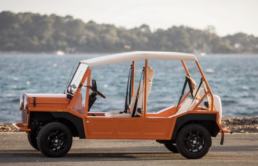 Mini Moke rental in 06 (Alpes-Maritimes)
