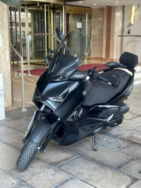 rent a scooter in Antibes