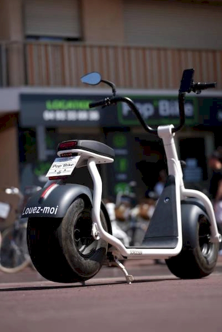 Rent scrooser in Juan-les-Pins