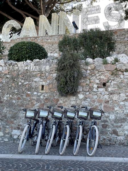 
Our area of ​​activity for this service Weekly electric mountain bike rental to easily ride Mediterranean landscapes